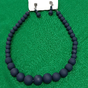 CONJUNTO DE COLAR E BRINCOS