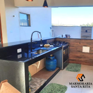 COZINHA GRANITO PRETO
