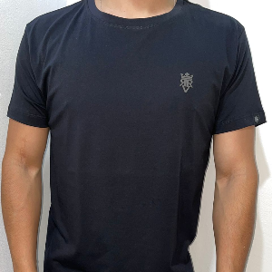 CAMISETA PRETA BASICA  M