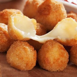 BOLINHO DE QUEIJO